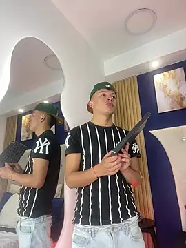 Snapshot of Dark_Nico chatting on 03-01-26, 12:21 Dark Nico online show from 03-01-26, 12:21