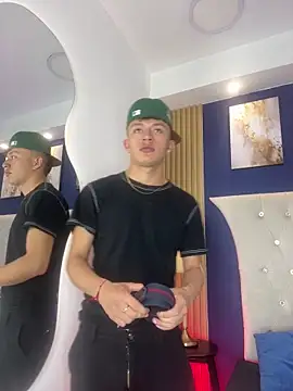 Snapshot of Dark_Nico chatting on 02-28-26, 04:12 Dark Nico online show from 02-28-26, 04:12