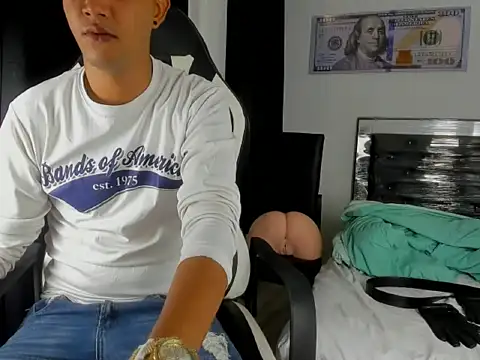 Snapshot of badboy_master chatting on 02-21-26, 04:36 badboy master online show from 02-21-26, 04:36