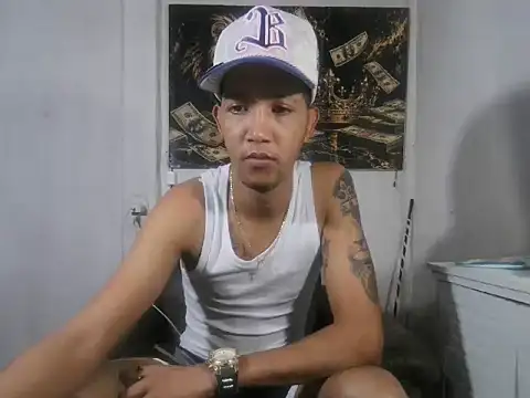 Snapshot of badboy_master chatting on 06-09-26, 01:50 badboy master online show from 06-09-26, 01:50