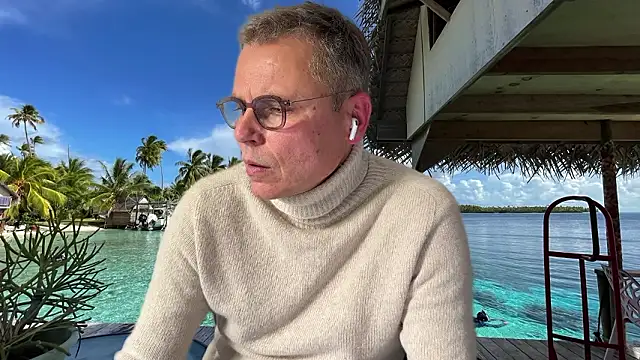 Snapshot of stephcmoi007 chatting on 03-04-26, 01:41 stephcmoi007 online show from 03-04-26, 01:41