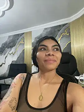 Snapshot of eimmy__skinny chatting on 05-15-26, 11:14 eimmy skinny online show from 05-15-26, 11:14