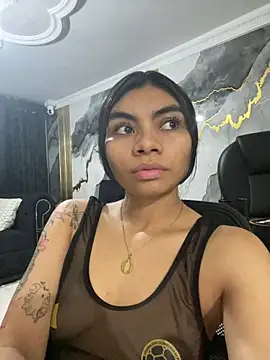 Snapshot of eimmy__skinny chatting on 05-15-26, 11:25 eimmy skinny online show from 05-15-26, 11:25