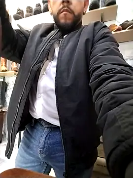 King bear 25 online show from 03-11-26, 07:08