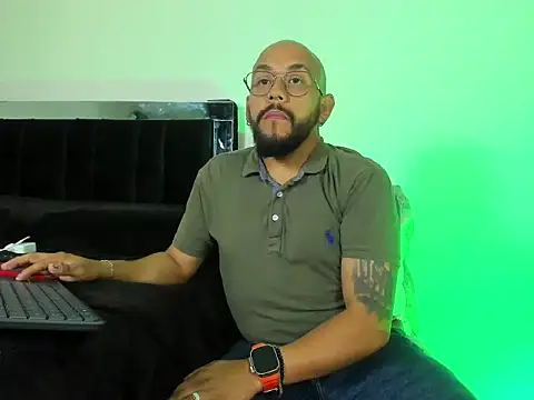 King bear 25 online show from 03-03-26, 12:39