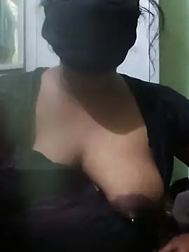 Snapshot of tamilkaviya431 chatting on 07-19-26, 08:05 tamilkaviya431 online show from 07-19-26, 08:05