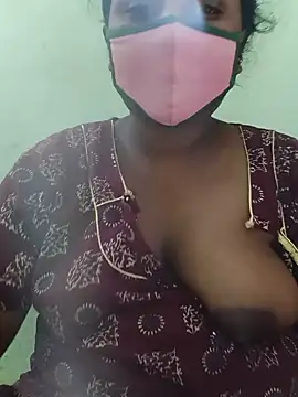 Snapshot of tamilkaviya431 chatting on 06-10-26, 06:36 tamilkaviya431 online show from 06-10-26, 06:36