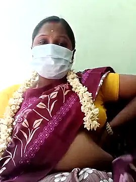 Snapshot of tamilkaviya431 chatting on 05-07-26, 08:07 tamilkaviya431 online show from 05-07-26, 08:07