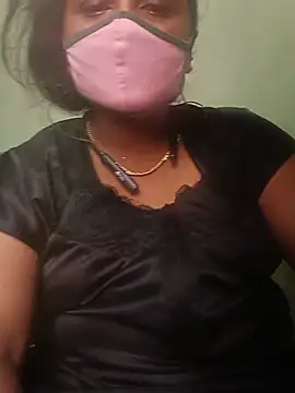 Snapshot of tamilkaviya431 chatting on 06-06-26, 03:34 tamilkaviya431 online show from 06-06-26, 03:34