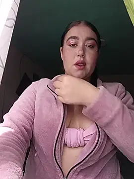 Snapshot of Freckless_ chatting on 07-18-26, 03:31 Freckless online show from 07-18-26, 03:31