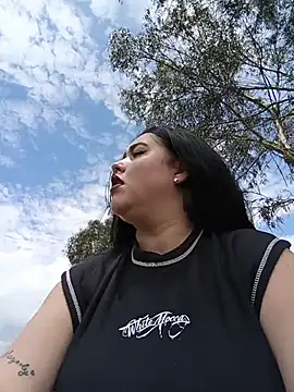 Freckless  online show from 03-11-26, 05:51