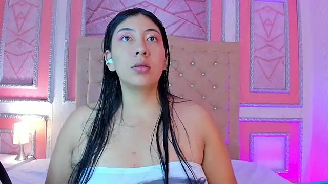 Snapshot of sluttybby_ chatting on 04-29-26, 01:43 sluttybby online show from 04-29-26, 01:43
