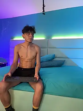 abrilandjulian online show from 03-03-26, 11:39