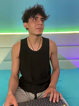 abrilandjulian online show from 03-24-26, 11:43