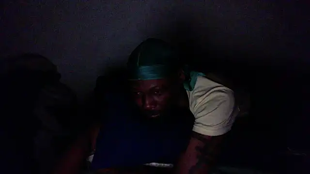 Snapshot of LongBrownDagger chatting on 02-16-26, 01:15 LongBrownDagger online show from 02-16-26, 01:15