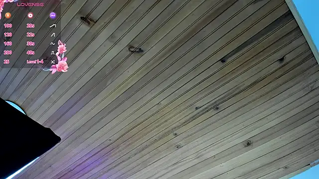 Snapshot of Irisbeel chatting on 02-18-26, 01:14 Irisbeel online show from 02-18-26, 01:14