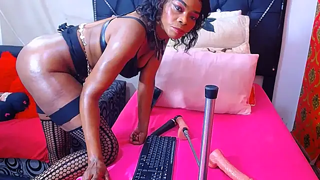 Snapshot of MaturePrettyLady01 chatting on 06-26-26, 07:42 MaturePrettyLady01 online show from 06-26-26, 07:42