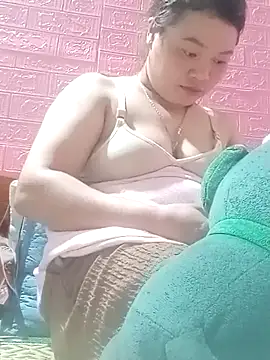 Snapshot of ela-lale chatting on 02-27-26, 01:17 ela-lale online show from 02-27-26, 01:17