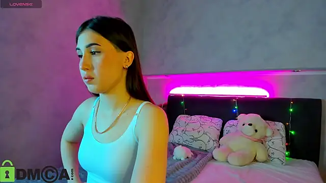 Emily Lews online show from 03-25-26, 01:06