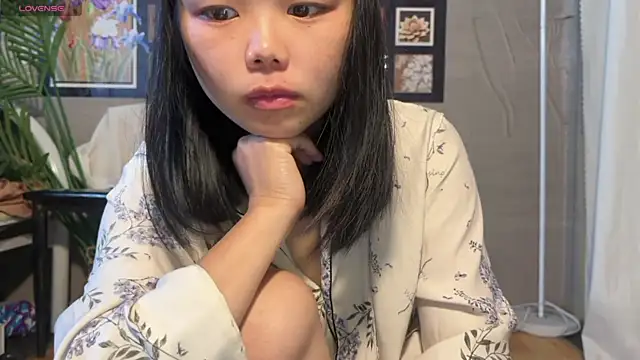 Snapshot of xiaosu22 chatting on 05-10-26, 02:15 xiaosu22 online show from 05-10-26, 02:15