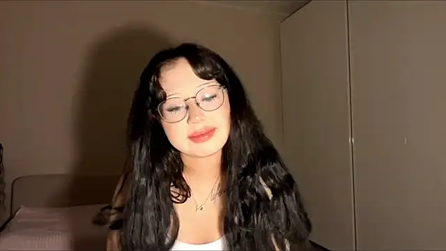 KateGlowee online show from 02-21-26, 03:03