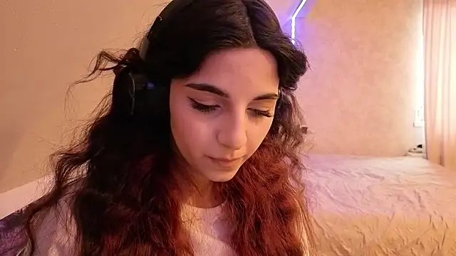 Snapshot of Blissmissataeses chatting on 02-23-26, 11:00 Blissmissataeses online show from 02-23-26, 11:00