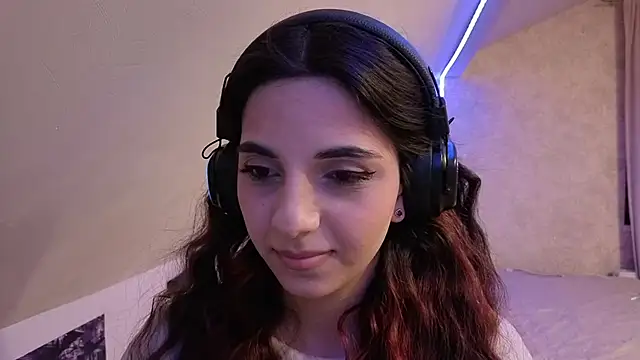 Snapshot of Blissmissataeses chatting on 03-03-26, 12:45 Blissmissataeses online show from 03-03-26, 12:45