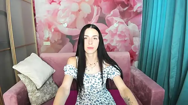 NoirDiva online show from 07-07-26, 05:43