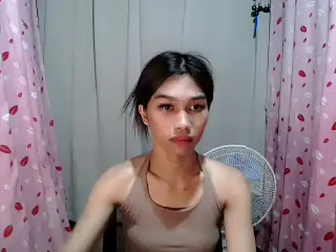 katrina bigcock69 online show from 04-09-26, 12:00