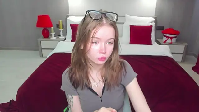 Violetta  Dreams online show from 04-07-26, 04:25