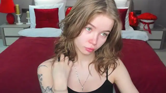 Violetta  Dreams online show from 02-24-26, 04:35