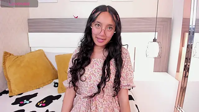 Emilyblussh online show from 03-09-26, 06:22