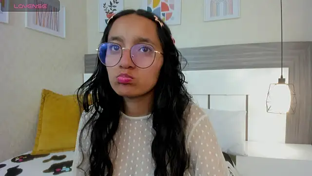 Emilyblussh online show from 02-28-26, 03:55