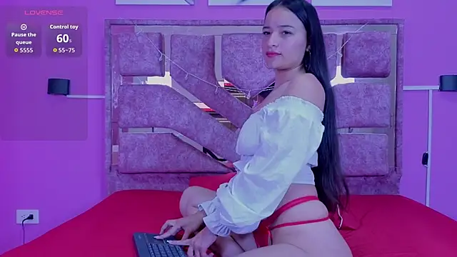 mia honey lov online show from 04-04-26, 12:23