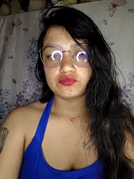 Snapshot of Bloom_Dahlia chatting on 02-27-26, 03:18 Bloom Dahlia online show from 02-27-26, 03:18