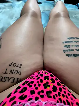 Bloom Dahlia online show from 03-07-26, 04:19