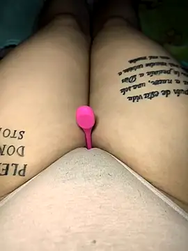 Bloom Dahlia online show from 03-24-26, 11:43