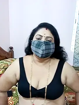 Snapshot of Kannadasexywifes chatting on 07-10-26, 07:30 Kannadasexywifes online show from 07-10-26, 07:30