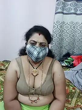Snapshot of Kannadasexywifes chatting on 07-09-26, 12:55 Kannadasexywifes online show from 07-09-26, 12:55