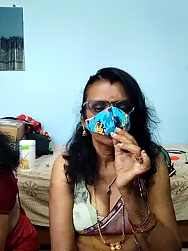Kannadasexywifes online show from 05-02-26, 06:51