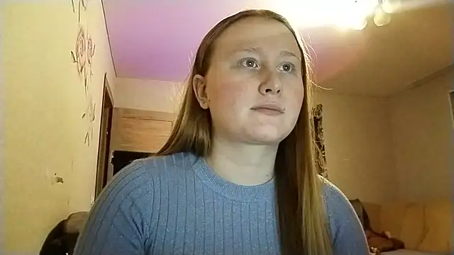 AnikaLipps online show from 04-11-26, 10:46