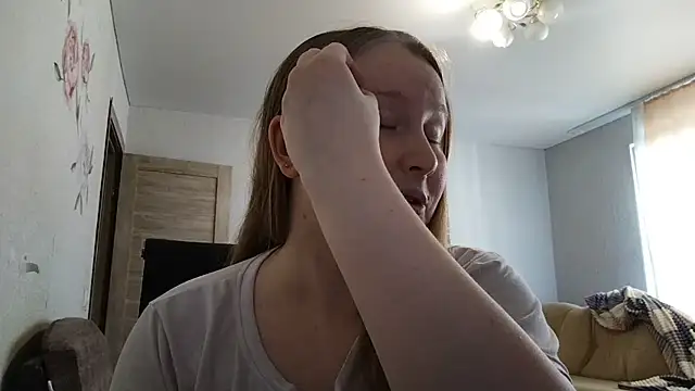 AnikaLipps online show from 06-07-26, 06:18