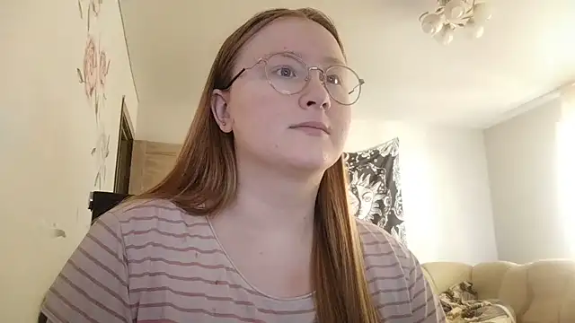 AnikaLipps online show from 06-26-26, 10:54