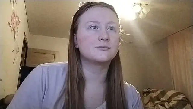 AnikaLipps online show from 06-11-26, 07:33