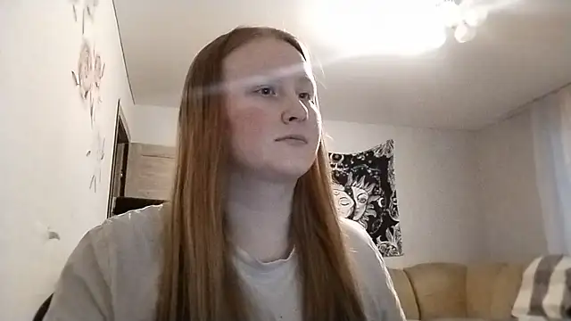 AnikaLipps online show from 05-26-26, 07:01