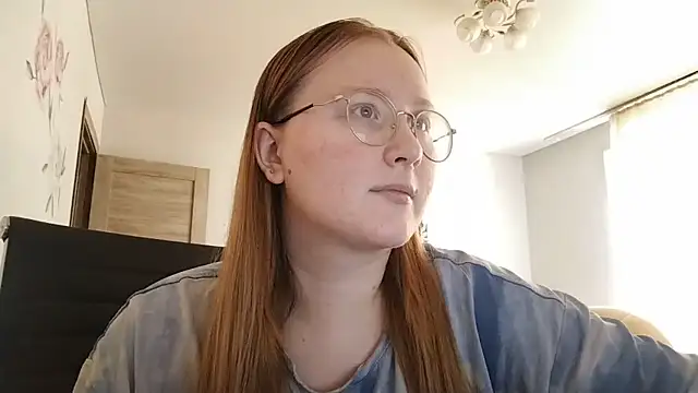 AnikaLipps online show from 06-27-26, 12:00