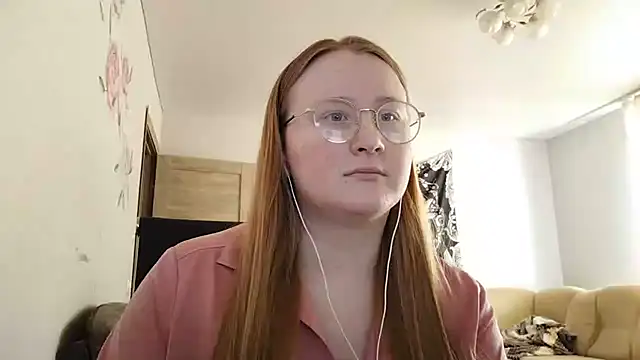 AnikaLipps online show from 03-22-26, 11:45