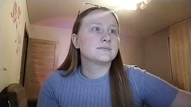 AnikaLipps online show from 04-14-26, 10:37