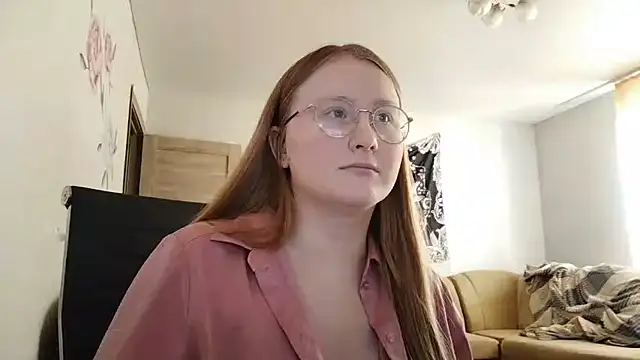 AnikaLipps online show from 06-12-26, 11:52