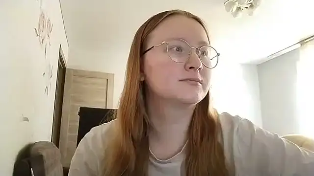 AnikaLipps online show from 06-30-26, 11:21